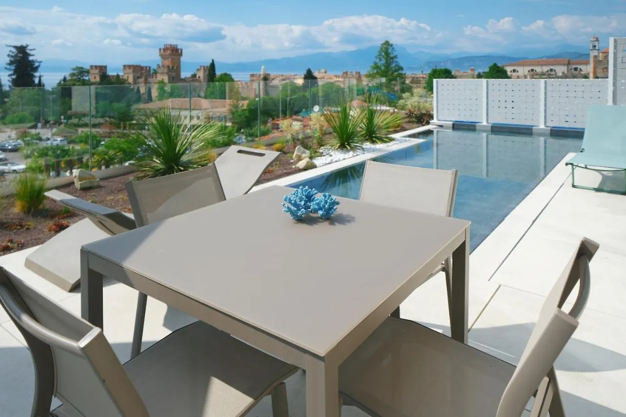 Palazzo Della Scala Spa Hotel Suites & Apartments Λατζίζε
