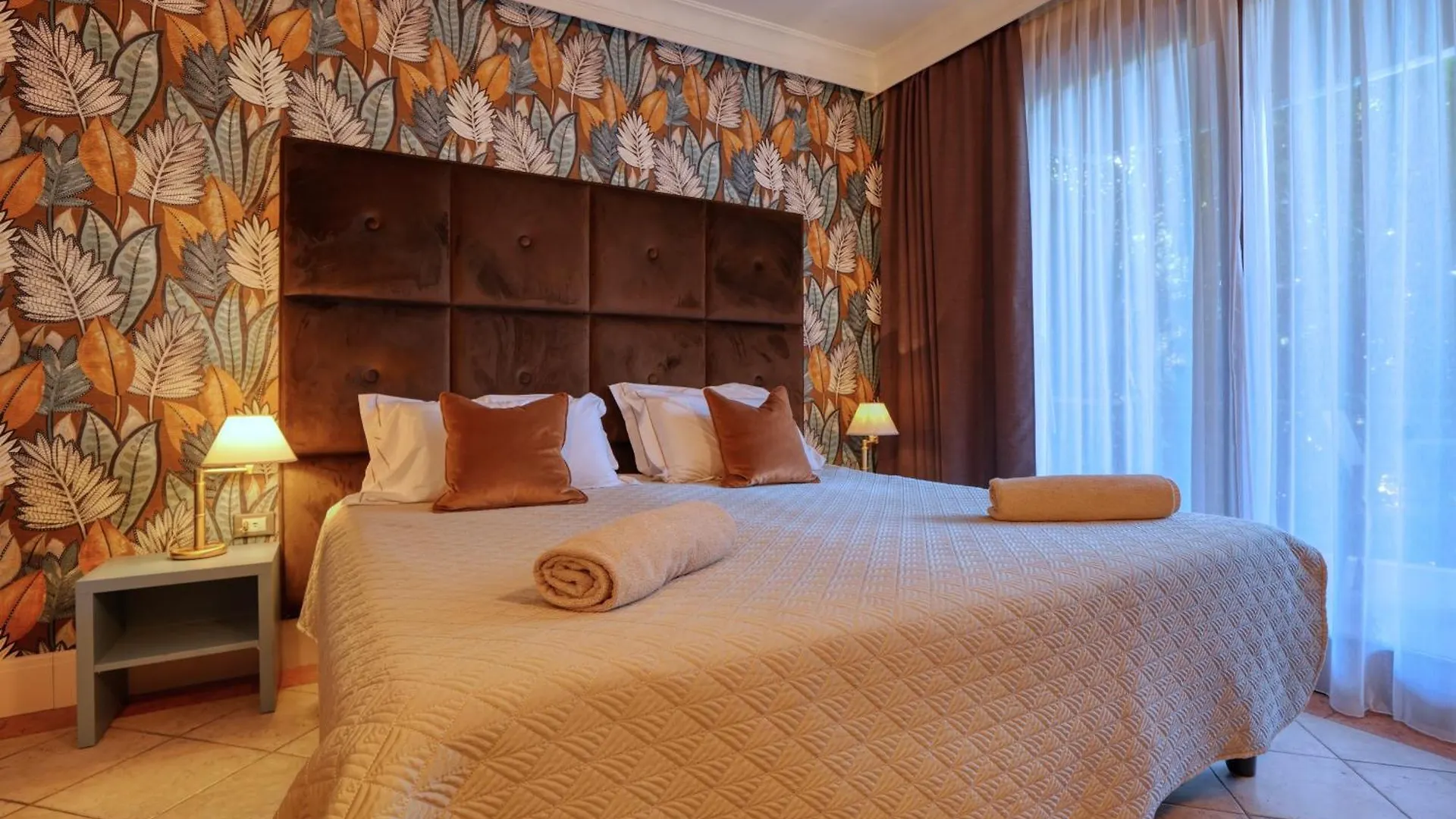 ****  Palazzo Della Scala Spa Hotel Suites & Apartments Λατζίζε Ιταλία