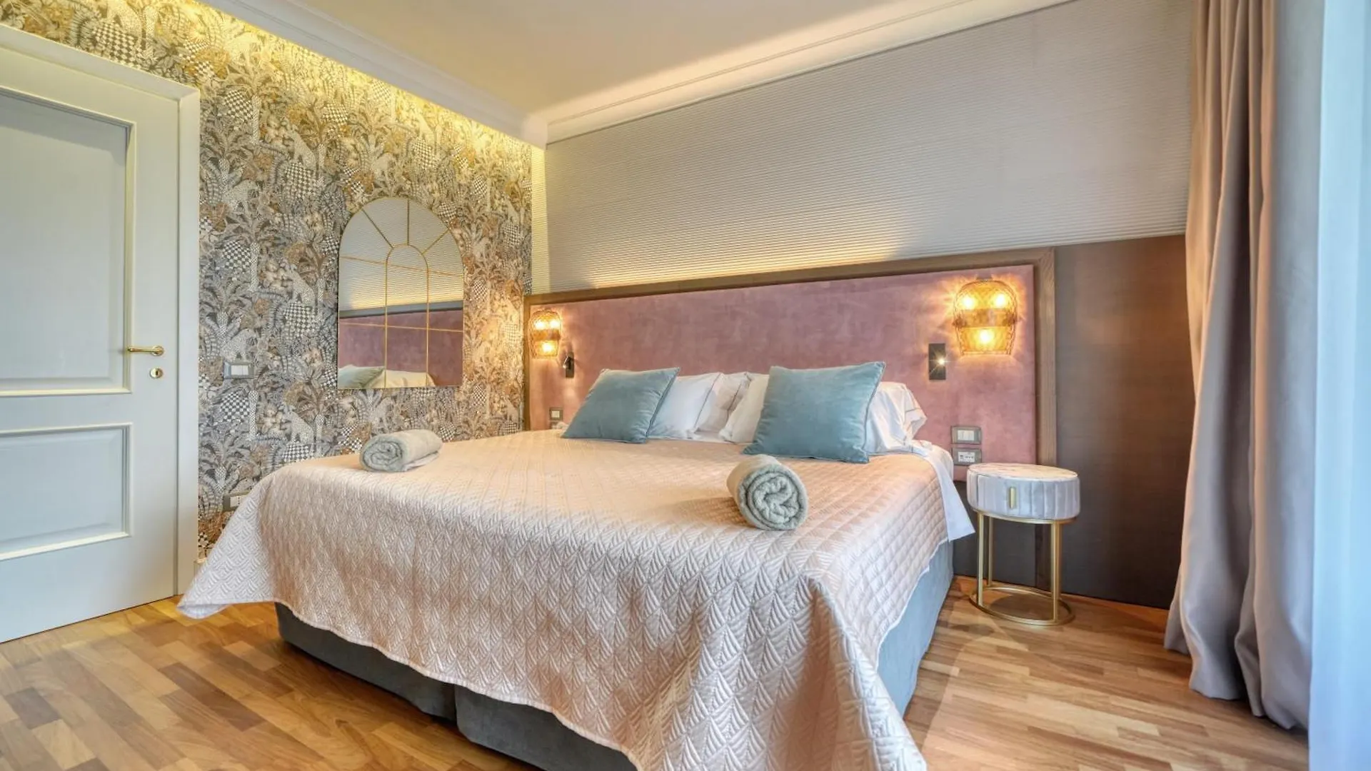 Palazzo Della Scala Spa Hotel Suites & Apartments Λατζίζε