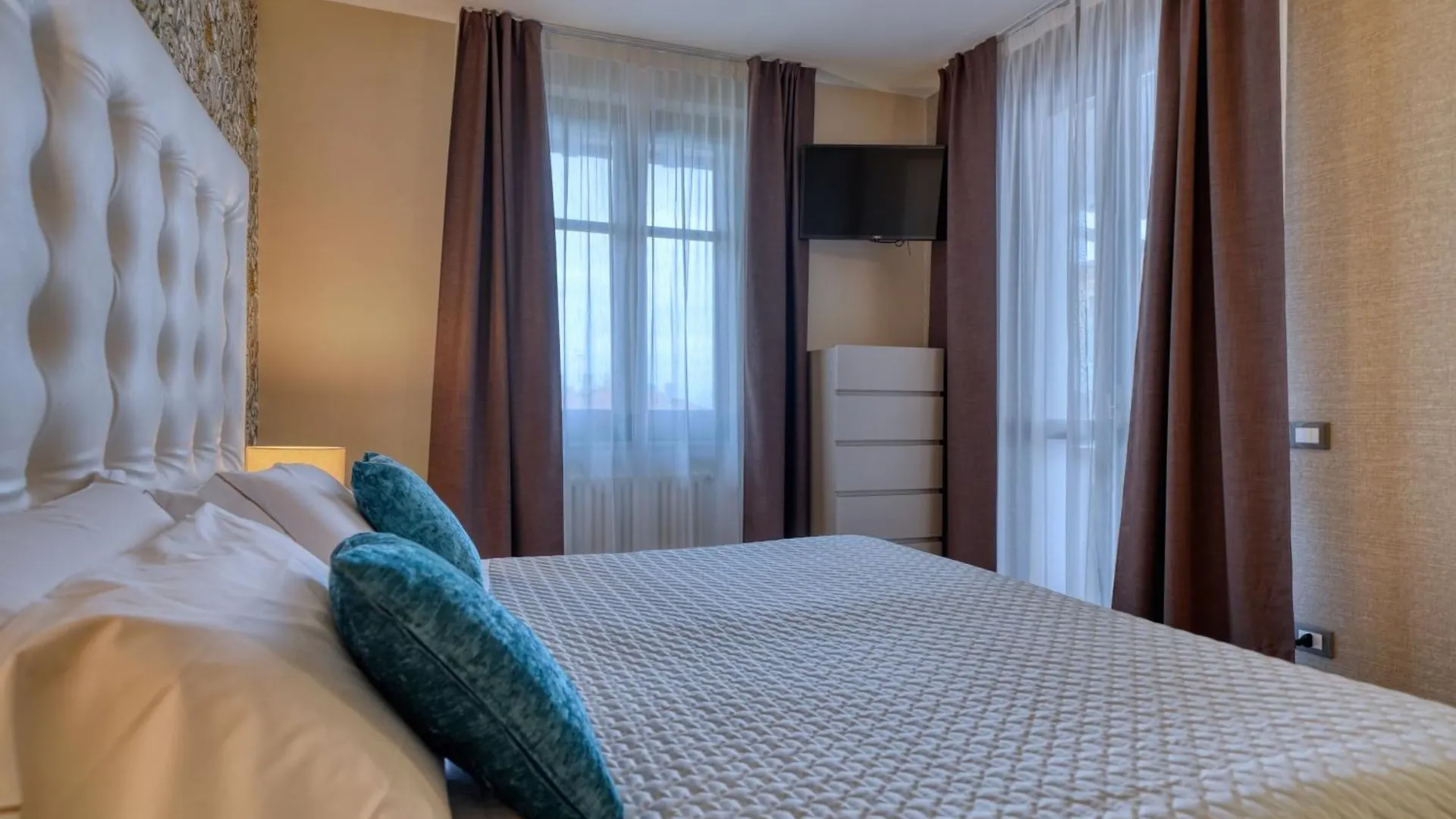 Palazzo Della Scala Spa Hotel Suites & Apartments Λατζίζε