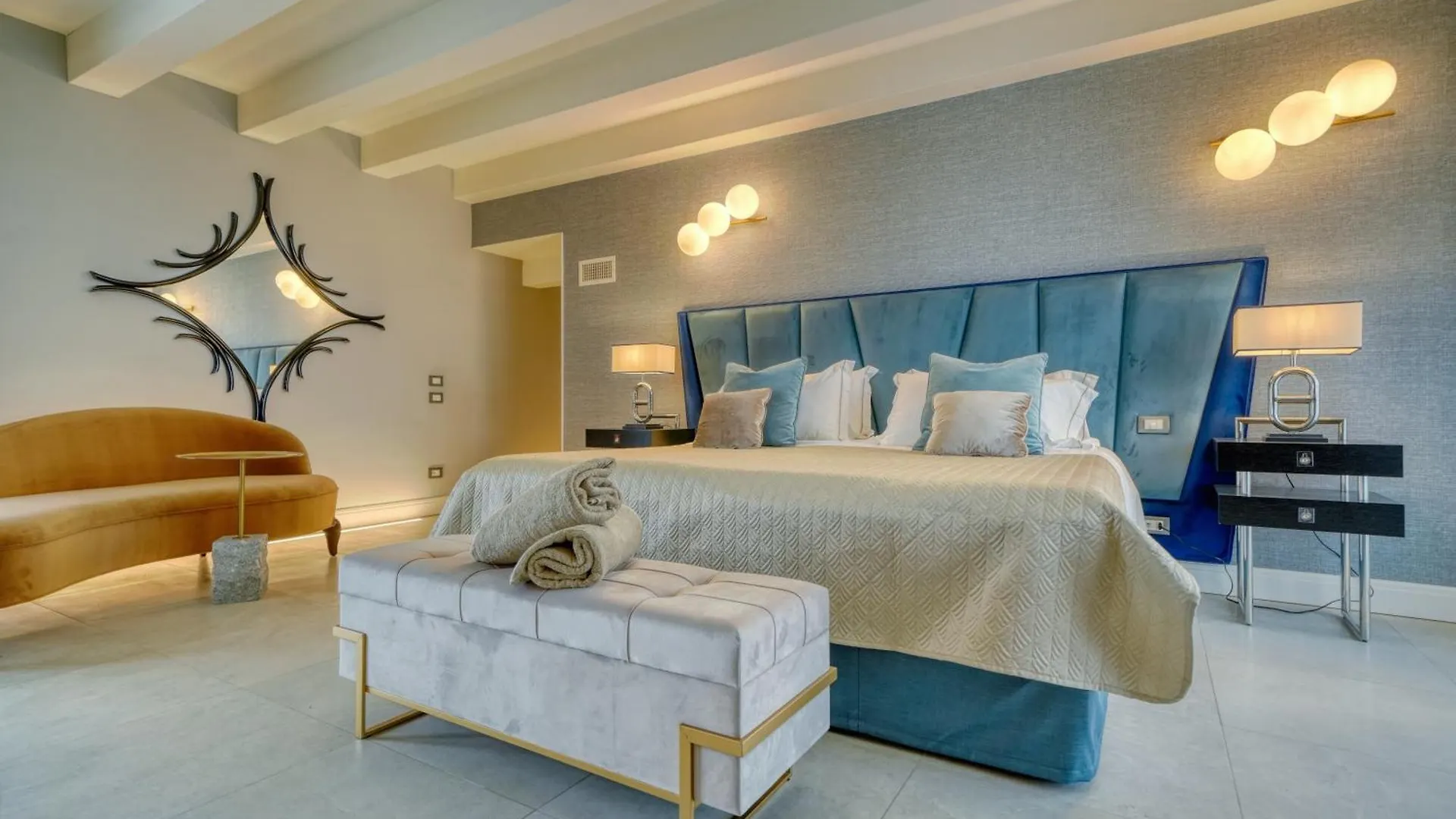 Palazzo Della Scala Spa Hotel Suites & Apartments Λατζίζε