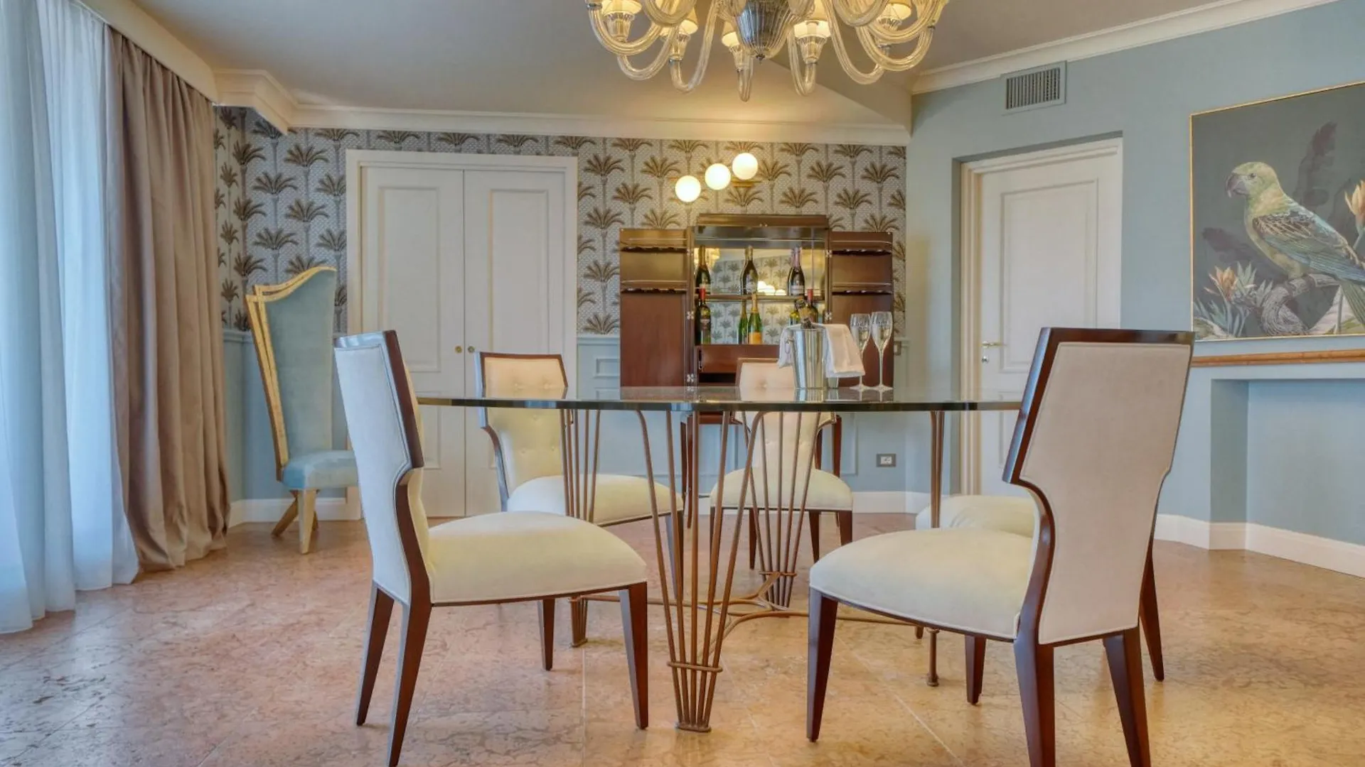Palazzo Della Scala Spa Hotel Suites & Apartments Λατζίζε