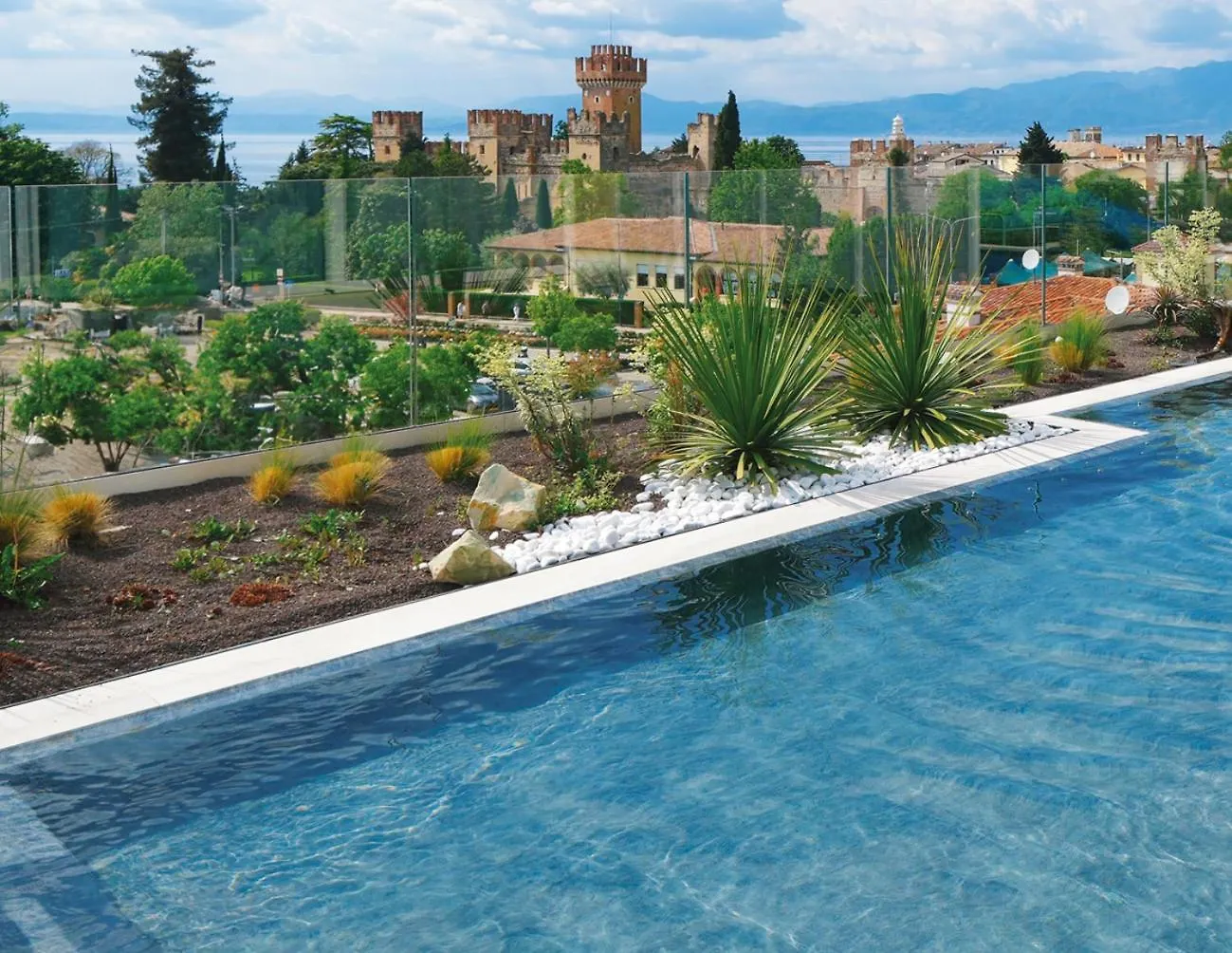 Palazzo Della Scala Spa Hotel Suites & Apartments Λατζίζε